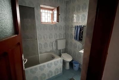 Casă cu 6 camere cu Teren 500 Mp în Coșoveni - 5