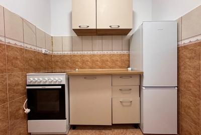 Garsonieră decomandată, mobilată în Astra - 8