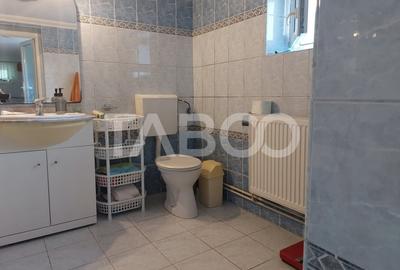 Casa de vanzare 6 camere 260 mp gradina zona foarte linistita Cisnadie - 17