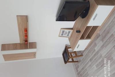 Apartament cu 2 camere semidecomandat în Central - 1