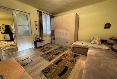 Casă cu 4 camere cu Teren 330 Mp în Central - 6