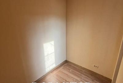 Apartament de vinzare la parter 1 living si 2 Dormitoare - 3