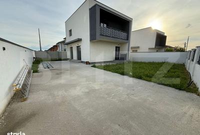 Casă cu 4 camere în Central - 1