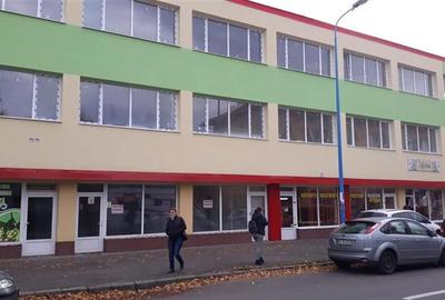 Incepe afacerea ta prospera in unul din aceste spatii comerciale, Tractorul, Bra - 8