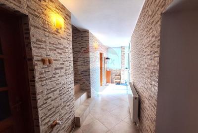 Casa / Vila cu 5 camere de vanzare in zona Central Casa / Vila cu 5 camere de vanzare in zona Central - 10