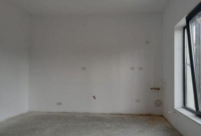 DUPLEX 3 +3 CAMERE , TERASA SI CURTE. - 4