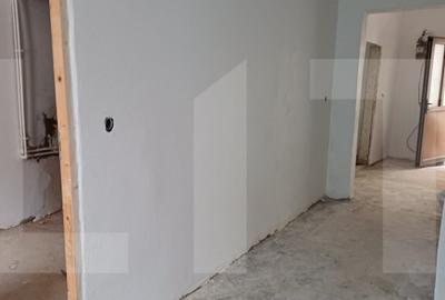 Casa de vanzare cu 2 camere ,Curtea41 - Tg Secuiesc, zona c - 13