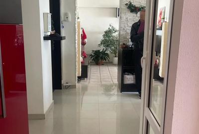 B-dul Ghencea Bloc 1985 Ap.3 Camere Lux - 2