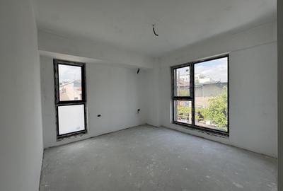 Apartament cu 3 camere decomandat în Băneasa - 9