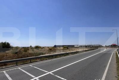 Teren de 13025 mp, în Central - 3