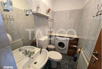 Apartament cu 4 camere decomandat, mobilat în Valea Aurie - 3