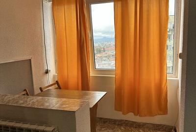 Garsonieră decomandată în Central - 8