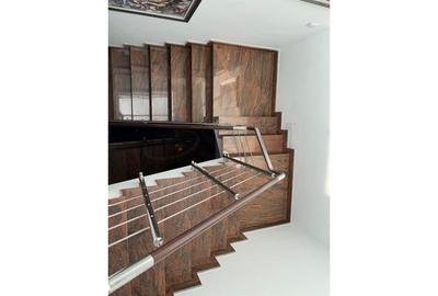 REV2002733 Domenii - Vila impunatoare aproape de Biserica Casin REV2002733 Domenii - Vila impunatoare aproape de Biserica Casin - 9