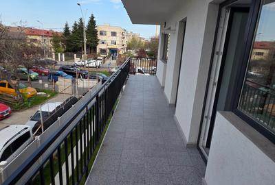 Apartament cu 3 camere semidecomandat în Giurgiului - 10