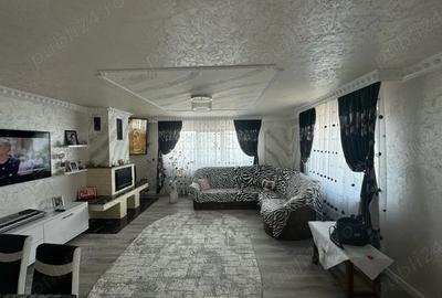 Casă cu Teren 510 Mp în Central - 1