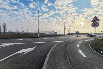 Spațiu comercial, în Central - 3