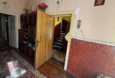 REA1023997 Apartament 3 camere in vila si curte   I Fantana Miorita I Bd. Poligr - 4