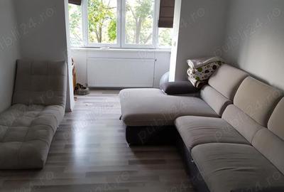 Apartament cu 3 camere decomandat în Torontalului