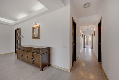 Space, light, and comfort for your family. FIRST RENTAL,close to British School - 8