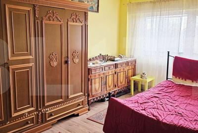 Apartament cu 4 camere decomandat în Sud