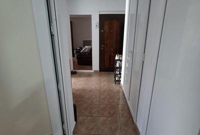 Apartament cu 2 camere decomandat în Carol Davila
