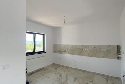 Casă cu 3 camere în Valea Adâncă - 7