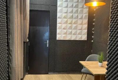 Spațiu comercial, de 30 mp, în Central - 6