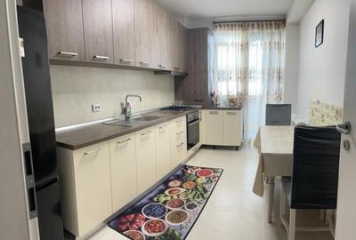 Apartament cu 2 camere decomandat, mobilat în Sud-Vest