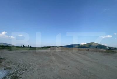 Teren de 5300 mp, în Central - 1