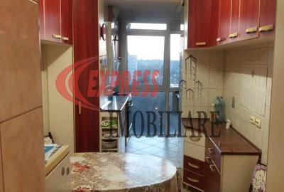 Apartament cu 3 camere semidecomandat în Titan - 1
