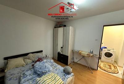 Apartament cu 2 camere decomandat, mobilat în C5 - 3