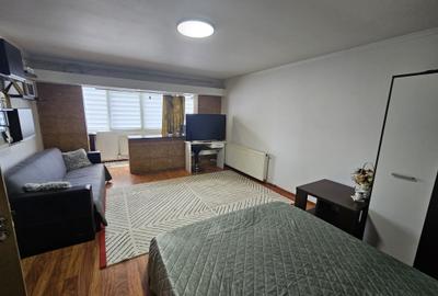 Apartament cu 2 camere decomandat în Central - 2