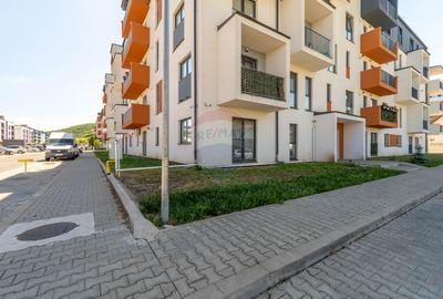 Apartament cu 3 camere semidecomandat în Florești - 2