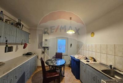 Apartament cu 4 camere decomandat în Lugoj - 9