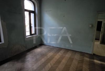 Casa cu 9 camere, Parcul Carol Casa cu 9 camere, Parcul Carol - 4