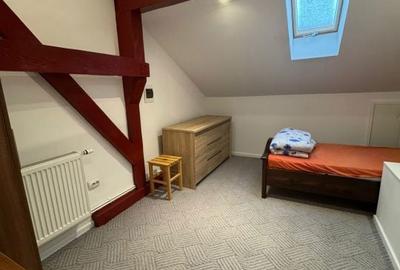 Apartament cu 4 camere, mobilat în Central - 10