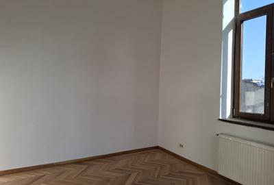 Birou, de 125 mp, în Unirii - 6