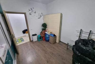 Apartament cu 2 camere semidecomandat, mobilat în Km 5 - 8