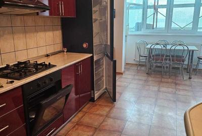 Apartament cu 2 camere decomandat în Central - 4