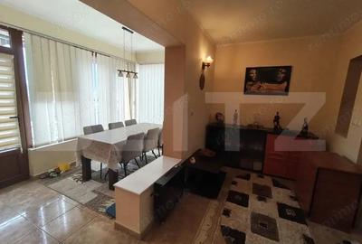 Casă cu 4 camere cu Teren 2700 Mp în Cihei - 18