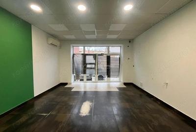 Spațiu comercial, de 85 mp, în Central - 18