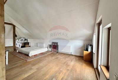 Casa de lemn cu teren generos de 1312 mp de vanzare in Fundulea - 39
