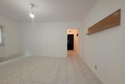 NAVODARI-EST- 2 camere confort 1, parter cu centrala pe gaz - 2