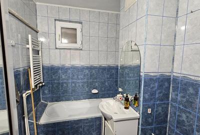 Apartament cu 4 camere in Micro 18 - 11