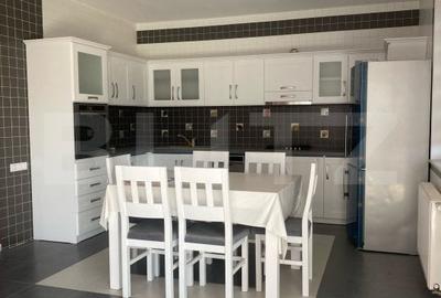 Casa de vanzare, cu 5 camere, 220 mp, zona Unirea - 4