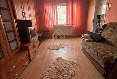 Garsonieră decomandată în Depozitelor
