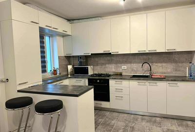Apartament doua camere de vanzare - 2