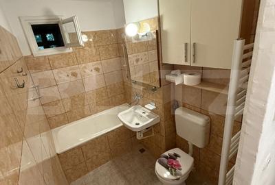 Apartament de vanzare, 3 camere, 65 mp, etaj intermediar, zona Calea Bucuresti - 4