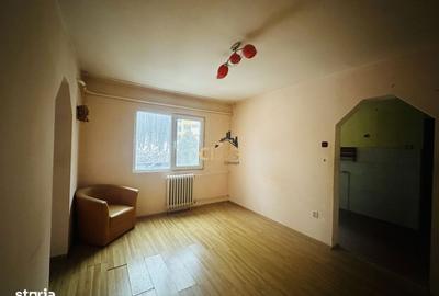 Apartament cu 3 camere semidecomandat în Mănăștur