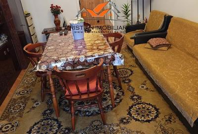 Apartament cu 3 camere decomandat în Cetate - 2